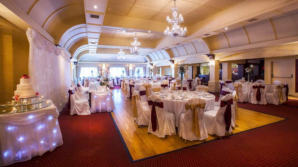 Castle Arch Hotel Trim Restoran fotoğraf